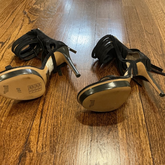 Shoes - Picture 3 of 3